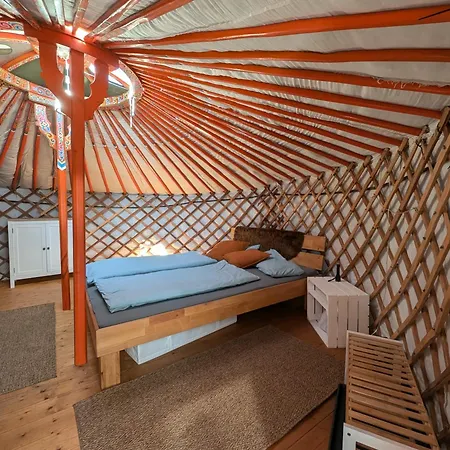 Campsite Hof Zuernens Oase