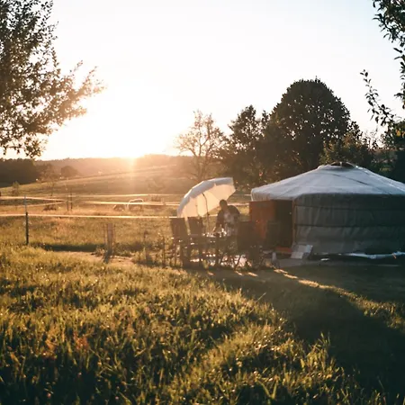 Hof Zuernens Oase Campsite Wolfegg